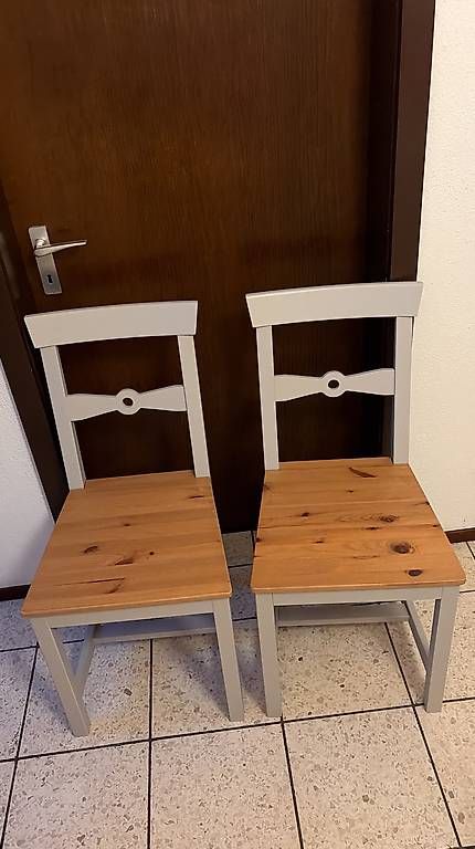 Stühle: Holzstühle – Gebraucht aus Aesch ZH von sel_kv7p