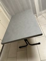 Klapptisch 110 × 70 cm – gebraucht aber voll funktionsfähig