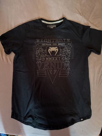 T-Shirt Venum Schwarz Grösse XL guter Zustand