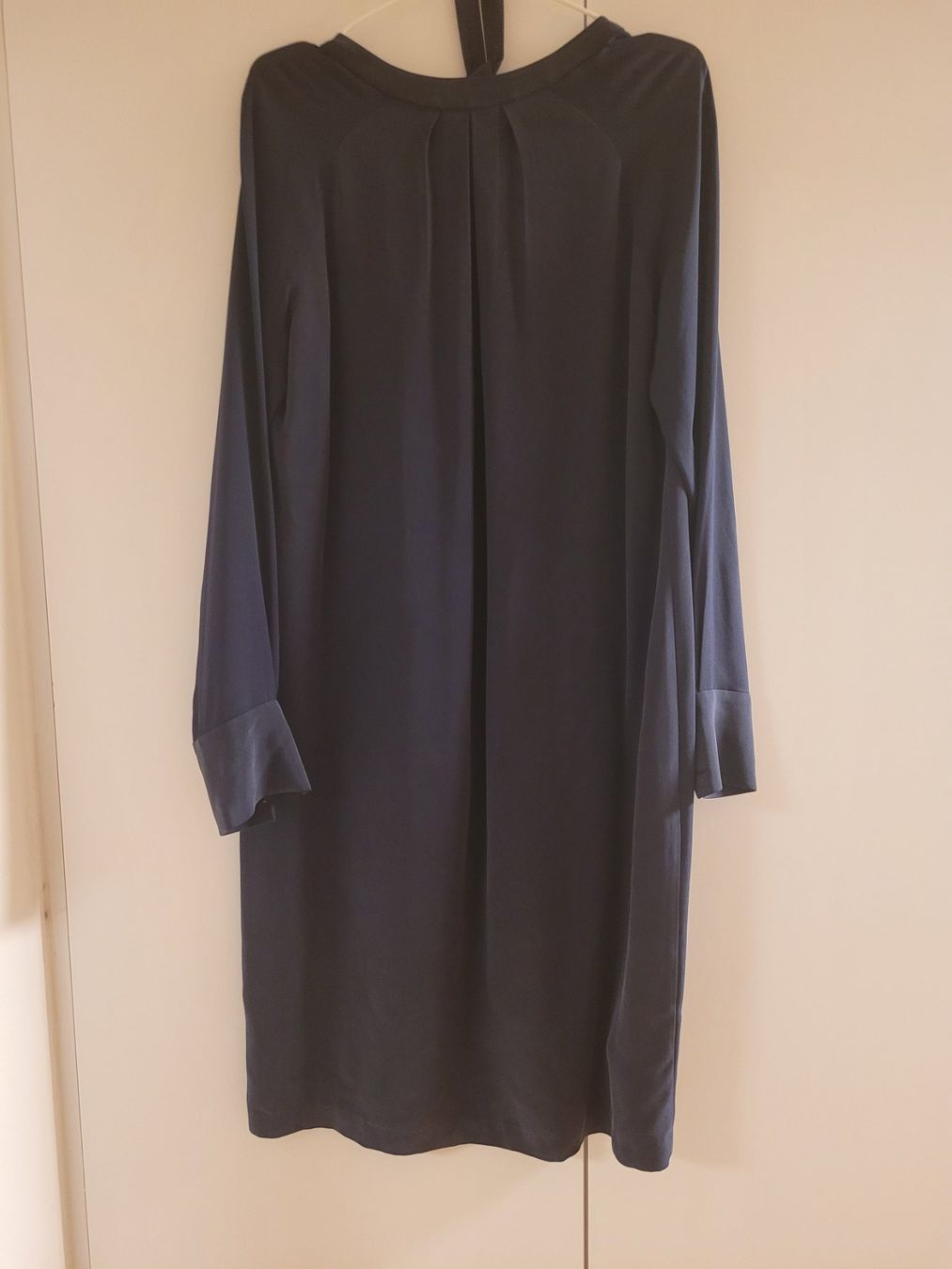 Kleider: McGregor Seidenkleid, Gr.38, Dunkelblau, Seide – Neu (gemäss Beschreibung) aus Zürich von mgn1 5