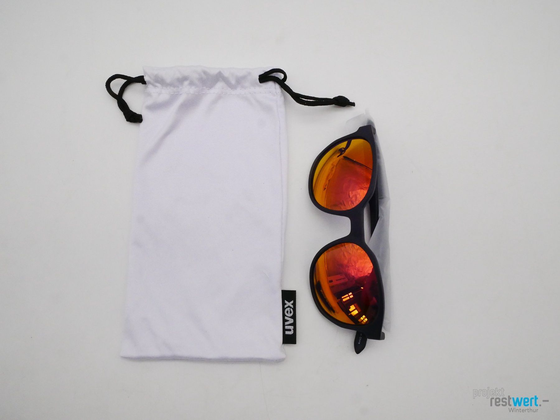 Uvex Lunettes & Verres: UVEX Sonnenbrille – Neuf (Voir description) à Winterthur par Restwert_Winterthur
