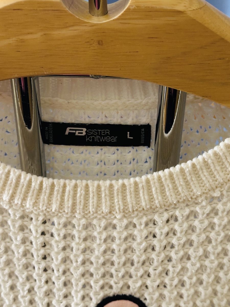 Pulls & Sweat-shirts: Winter Pullover mit Bär-Motiv, Grösse L – D'occasion à St. Gallen par Rgoerkem 1