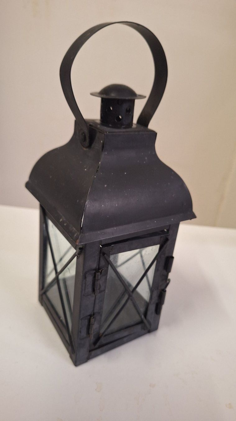 Lanterne: Vintage Laterne Metall  schwarz – Usato da Arlesheim venduto da shopradl