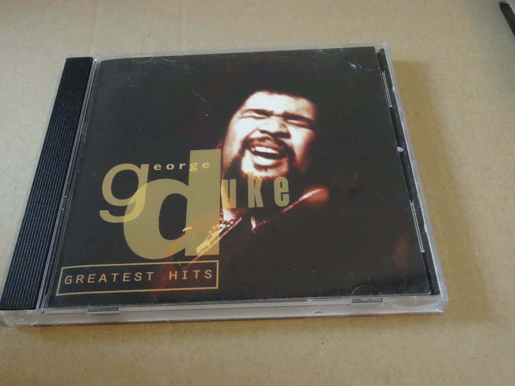 CD: CD George Duke Greatest Hits – Usato da Olten venduto da Disc-Ausverkauf