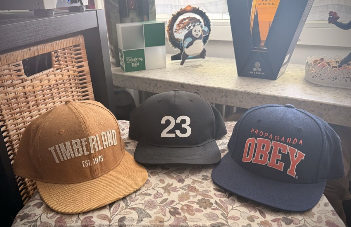 Jordan Hüte, Mützen & Caps: Air Jordan Cap - "23 Engineer"  + 2 Caps Free – Gebraucht aus Glattbrugg von jepoy