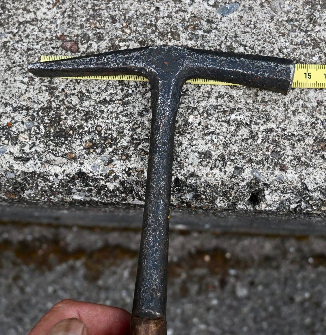 Tous les outils: antiker Sattlerhammer Polstererhammer L 30cm – D'occasion à Pfaffhausen par mono_rec 1