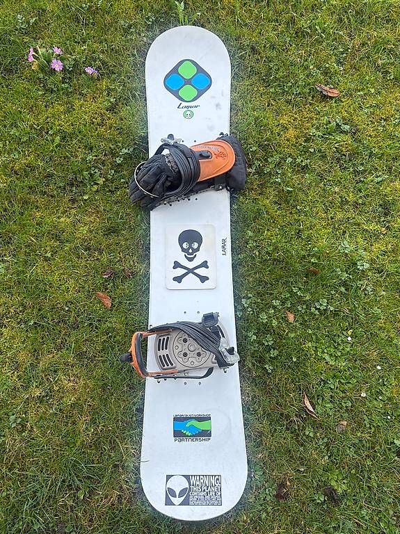 Board: LAMAR Snowboard mit Bindung (Soft) – Usato da Zürich venduto da samg00dy