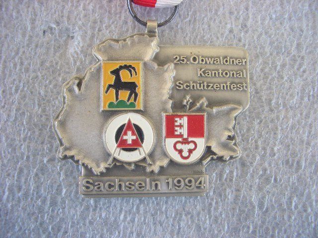 Medaglie: SCHÜTZENABZEICHEN SACHSELN 1994 – Usato da Thürnen venduto da Chluuri 1