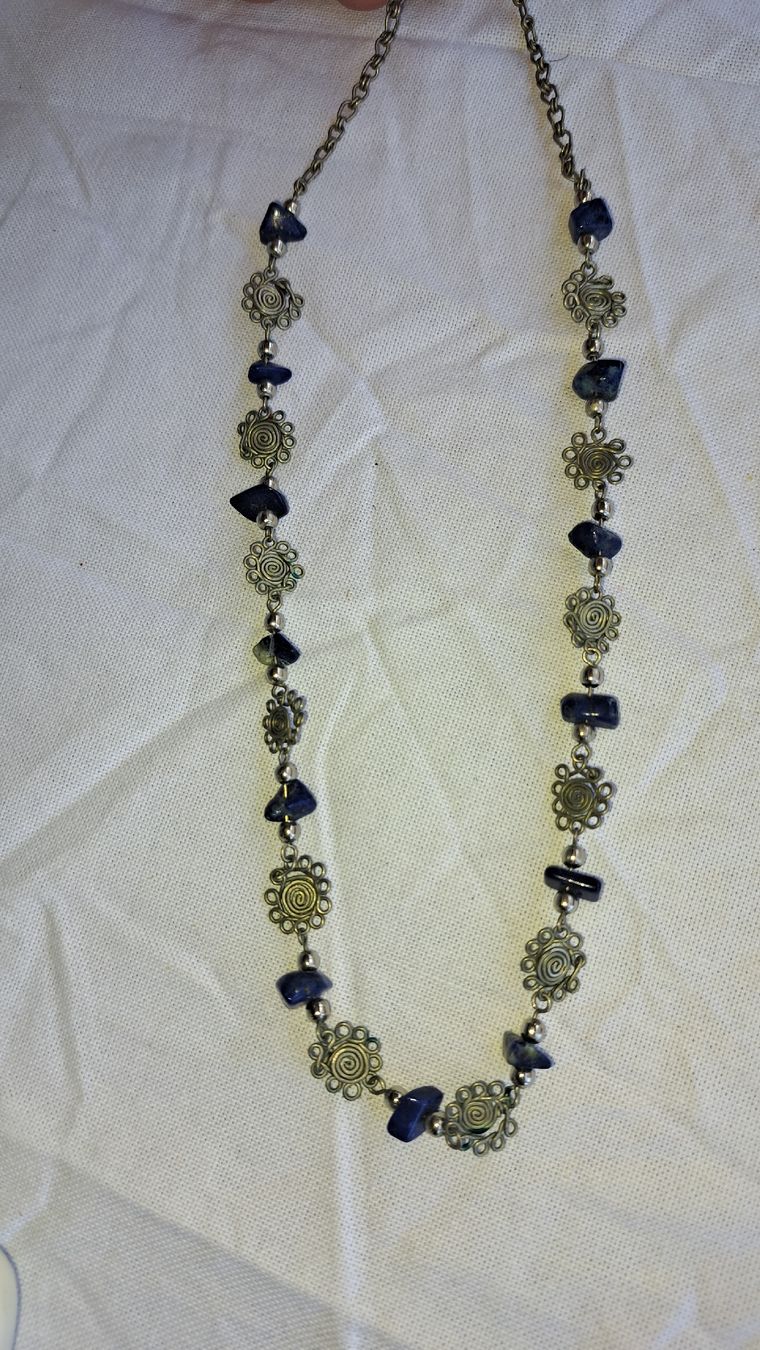 Catenine:  Halskette mit Lapislazuli-Steinen, Vintage Stil – Usato da Kölliken venduto da Upcycling-by-Mc-TAM