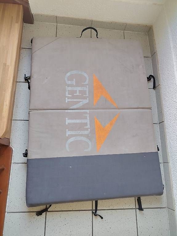 Tapis de sol: Crashpad / Bouldermatte – D'occasion à Solothurn par zsines