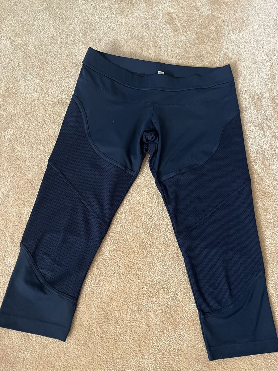 Leggings: 3 Designer Sport Legging Gr. M – D'occasion à Kilchberg ZH par Lisavivienne 6