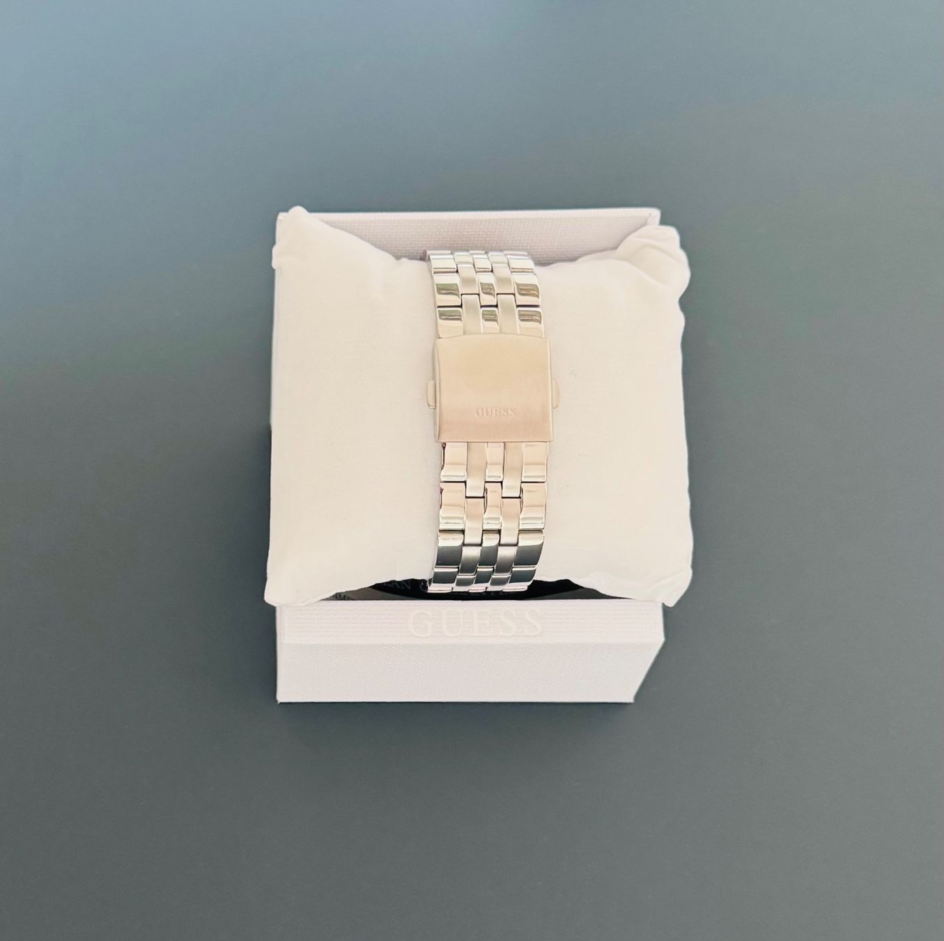 Guess Orologi: Neue Uhr von Guess – Nuovo e nell'imballaggio originale da Spiegel b. Bern venduto da Desisk44 1