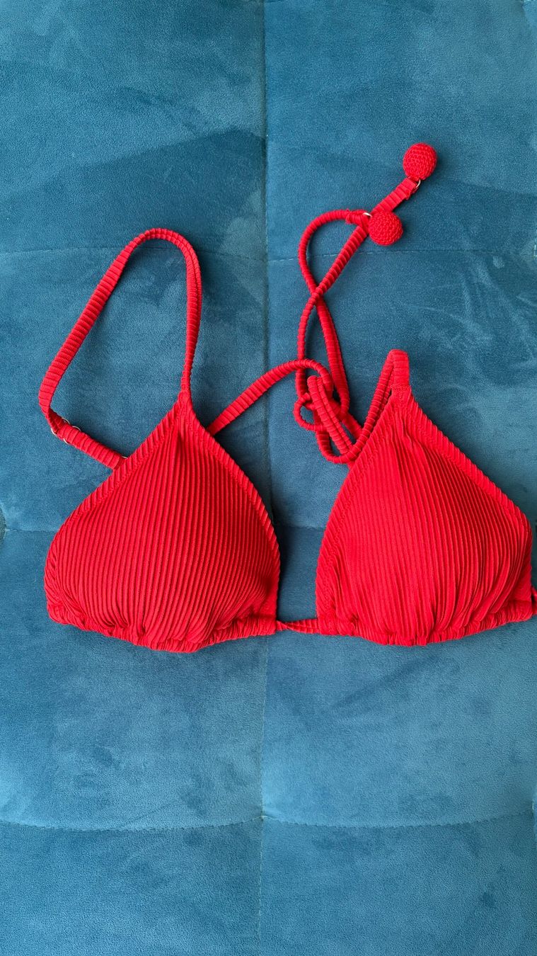 H&M Costumi da bagno & Bikini: Bikini Oberteil, rot, Gr. M neuwertig – Usato da Volketswil venduto da Irkasha