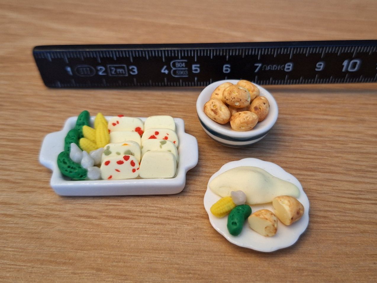 Case e mobili per bambole: Puppenhaus Raclette Set – Nuovo (secondo la descrizione) da Zürich venduto da HandmadeTinyFood 1