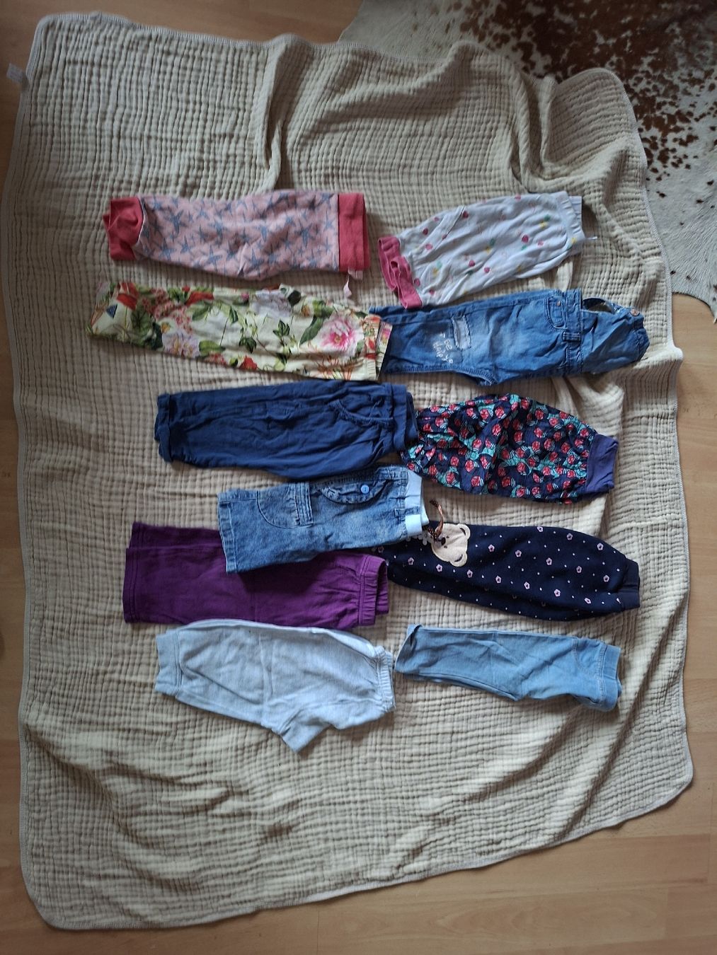 Kleiderpakete & -sets: Mädchen Kleider Set 74/80 – Gebraucht aus Oberkulm von schoeli 1