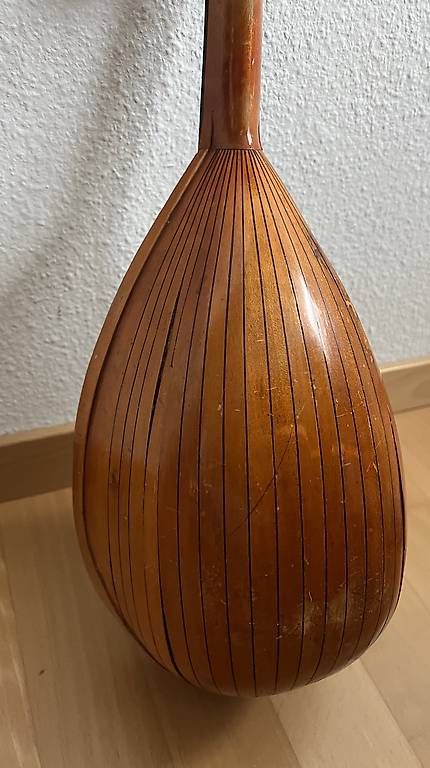 Strumenti musicali: Alte Mandoline mit Perlmutt-Intarsien – Difettoso da Horw venduto da Belowzero0 2
