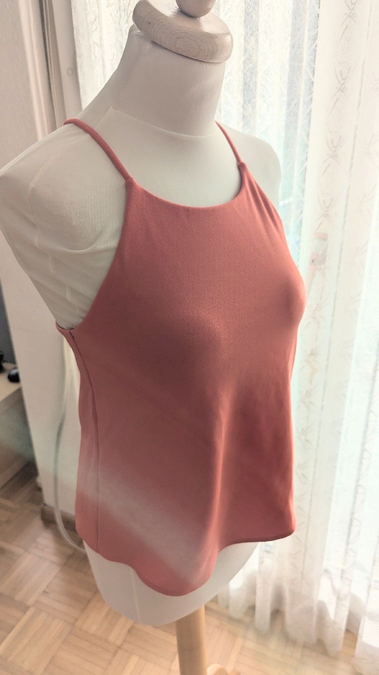 Tops: UNIQLO Bra Tanktop – Neu (gemäss Beschreibung) aus Zürich von Stonejewelry 1