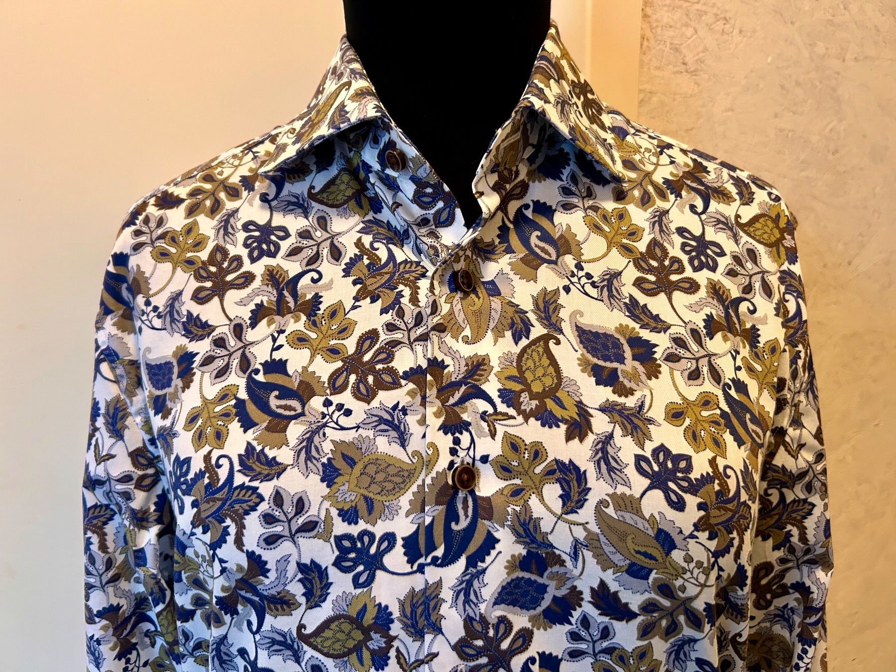Eterna Camicette: Eterna Bluse, Grösse 39, neu mit Etikette – Nuovo e nell'imballaggio originale da Oberhasli venduto da anzis 1