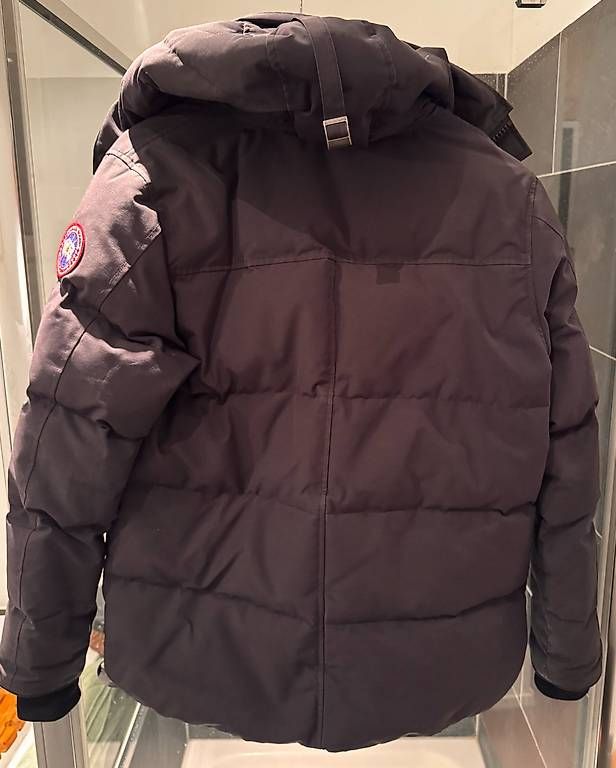Canada Goose Giacche: Canada Goose Winterjacke, Grösse L – Usato da Chur venduto da tan_qx6b 3