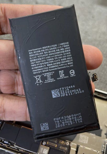 Apple Telefoni cellulari / Smartphones: Batterie originale iPhone 12 mini  A2471 original 94% – Usato da Morges venduto da DA-repa 2
