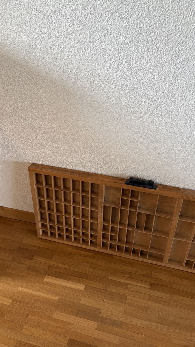 Étagères: Setzkasten aus Holz – D'occasion à Zürich par al3456
