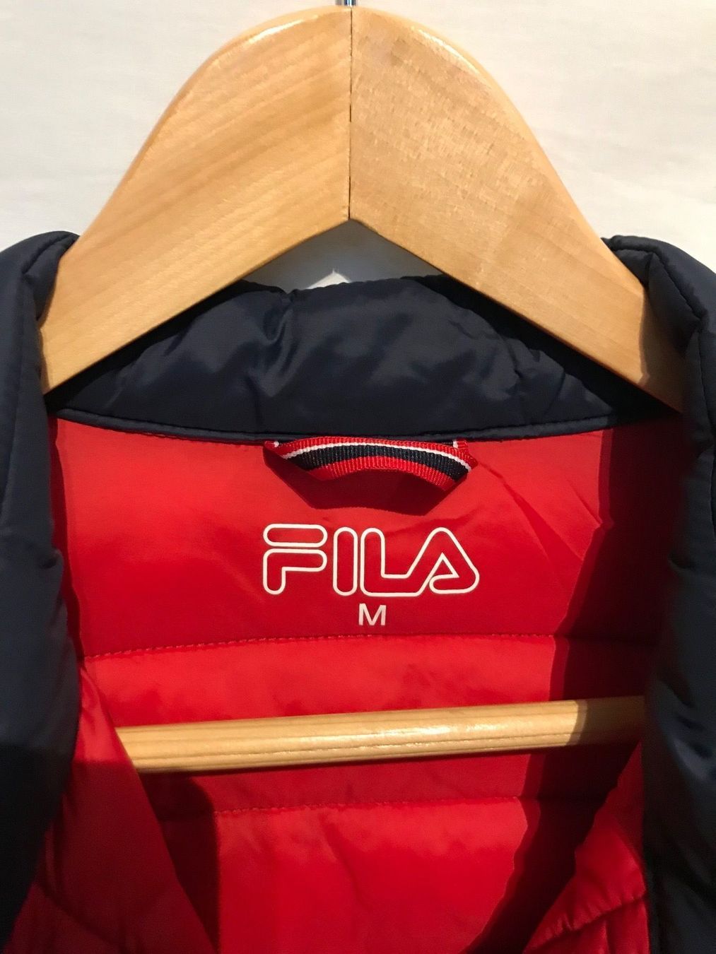 Fila Giacche: Doudoune Fila / taille M – Nuovo (secondo la descrizione) da Charmey (Gruyère) venduto da ya_12 1
