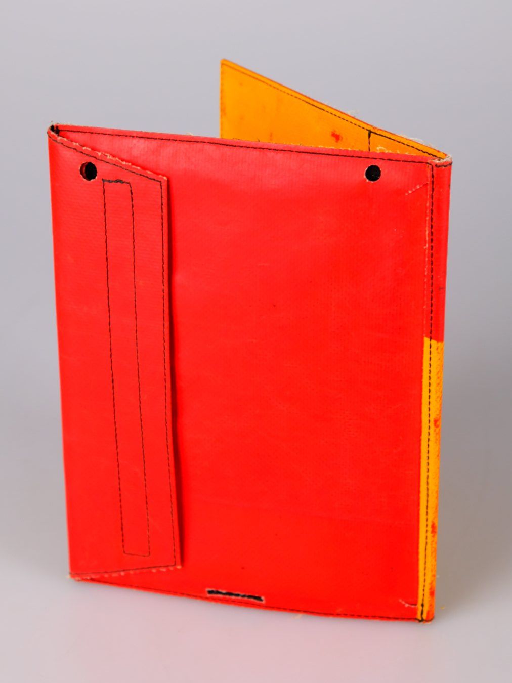 Freitag Covers & Taschen: FREITAG F24 iPad Case - Schutzhülle – Gebraucht aus Volketswil von brockipfannenstil 2