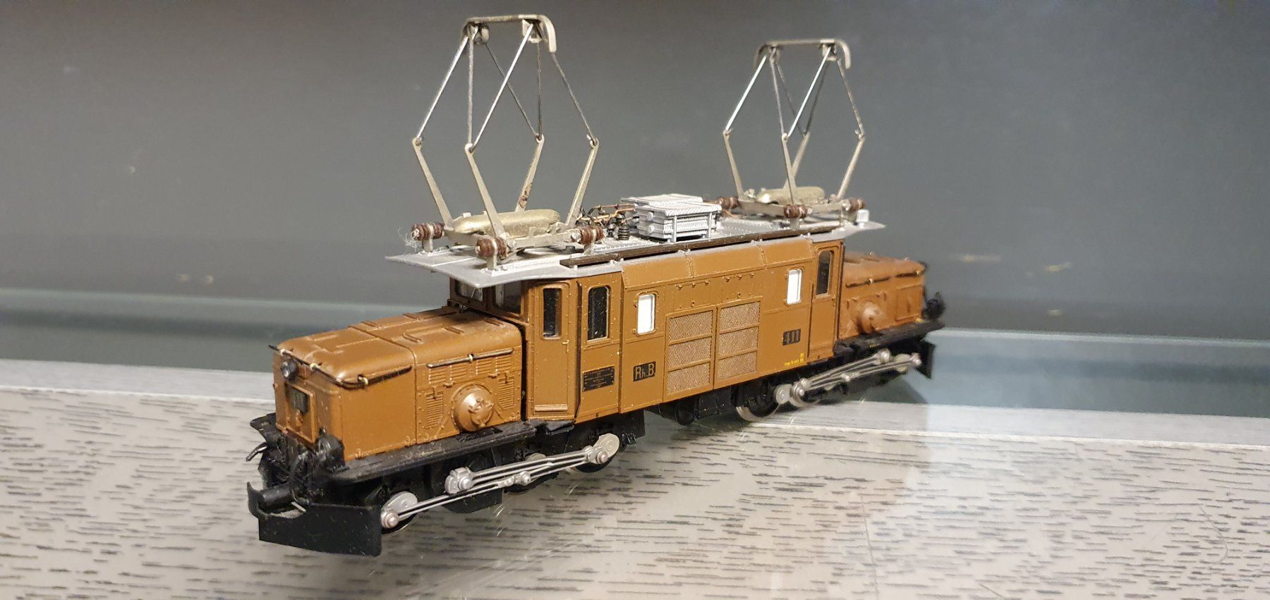 Bemo Modellini di ferrovie: BEMO: RHB KROKODIL 411 BRAUN – Usato da Biglen venduto da taunus82 3