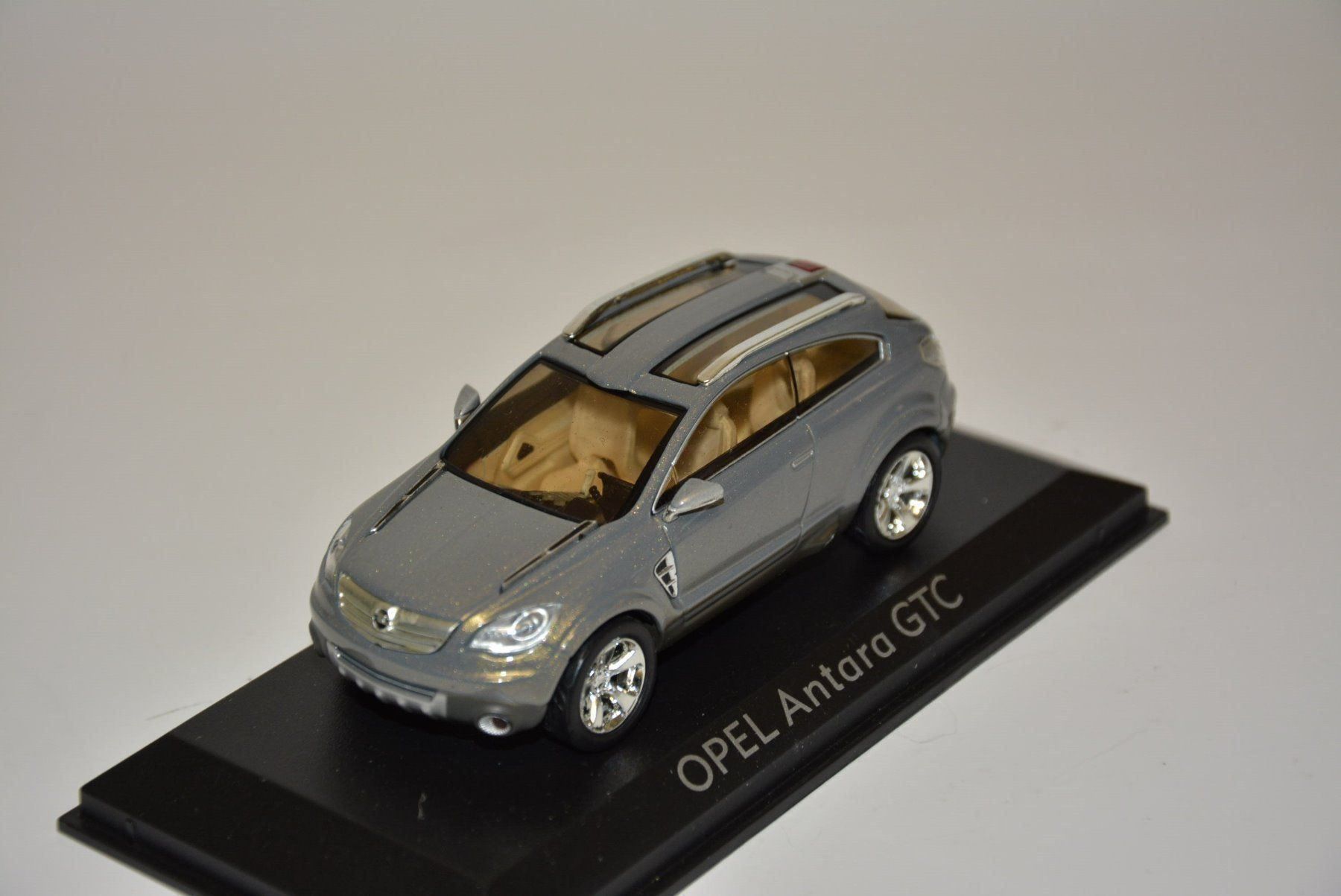 Opel Modellini d'auto: Opel Antara GTC 2005 , Norev , 1:43 – Nuovo e nell'imballaggio originale da Goldach venduto da Feivel9 2