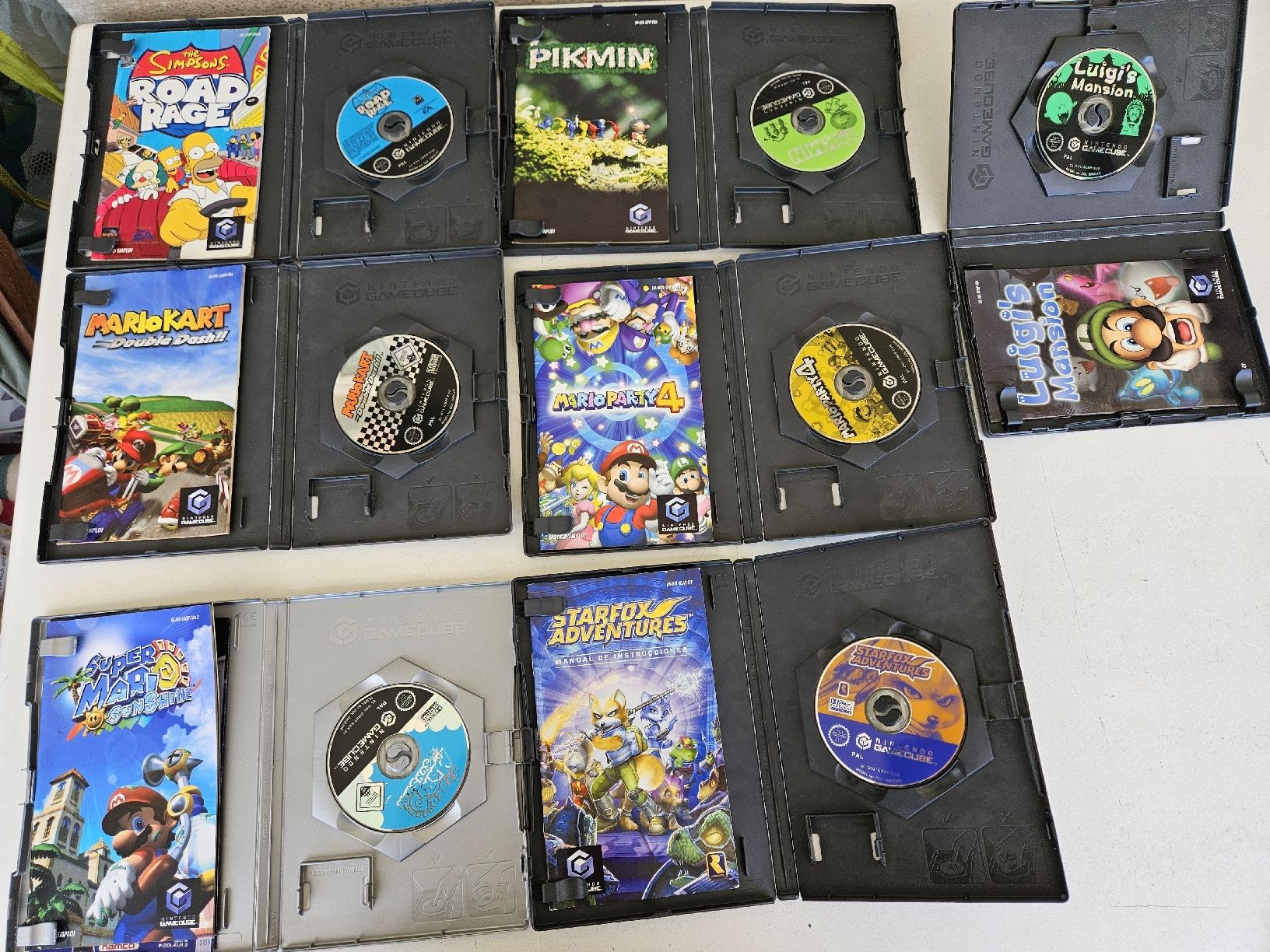 Nintendo Konsolen: Nintendo Game cube Avec 10 jeux – Gebraucht aus Genève von Pedro67 2
