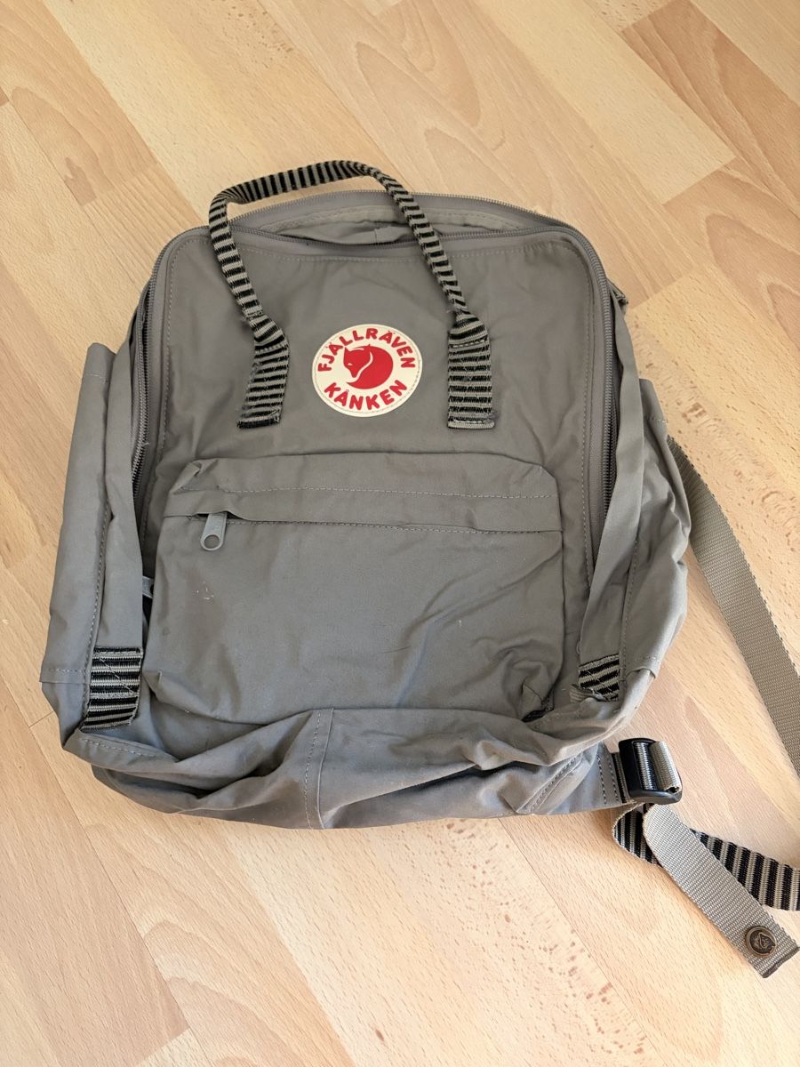 Sacs à dos: Rucksack – D'occasion à Pfäffikon ZH par she_qkn2