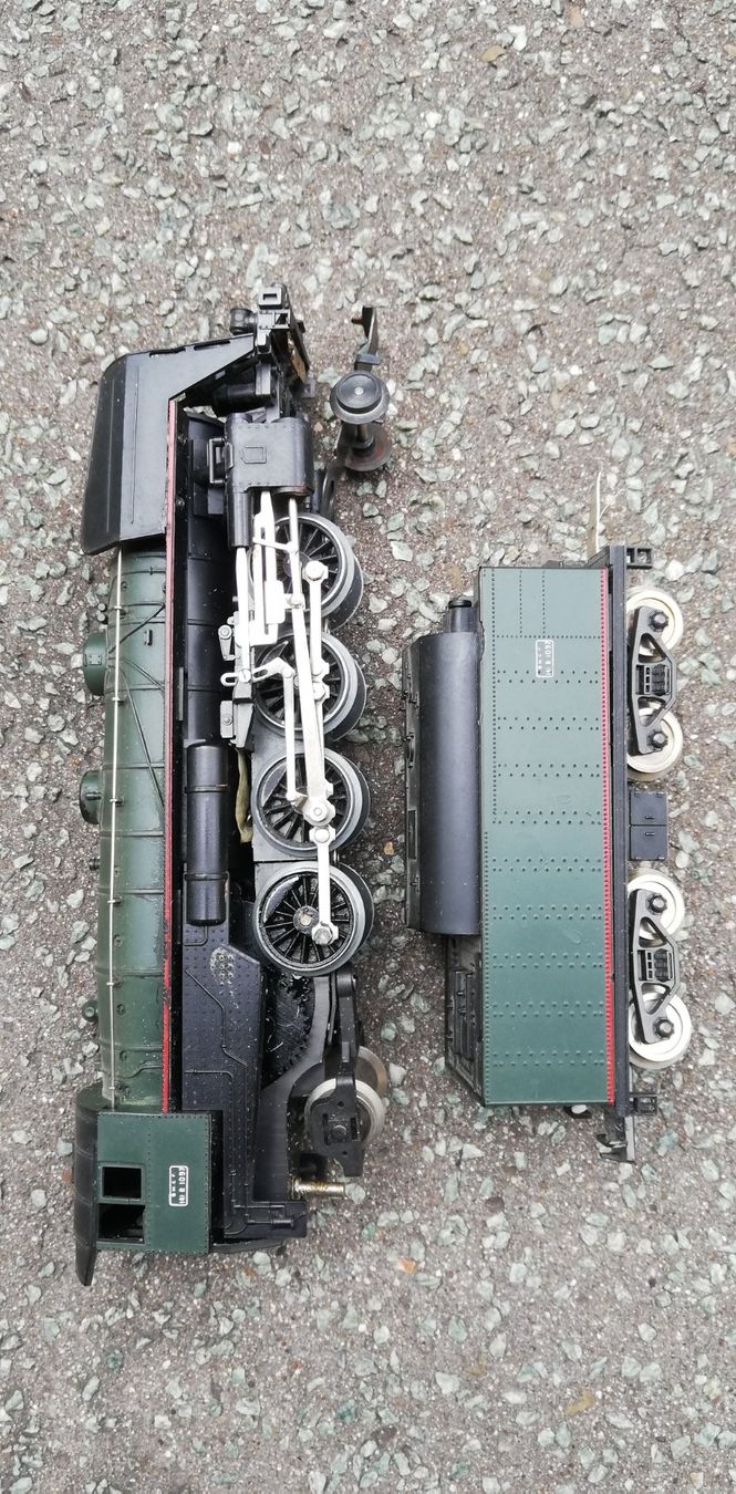 Lima Modellini di ferrovie: Lok mit Tender von Lima ab 1Fr. – Difettoso da Thun venduto da Matthias72 2