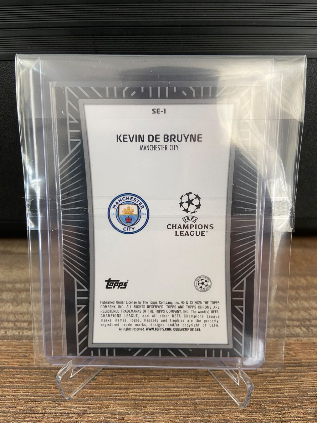 Topps Carte collezionabili: Kevin De Bruyne Shadow Etch Topps Chrome UCC 24/25 – Usato da Dagmersellen venduto da dav_b656 1