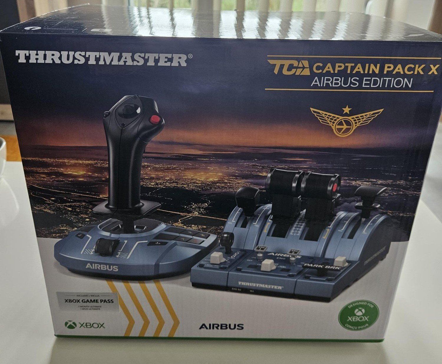 Thrustmaster Manettes: Thrustmaster TCA Captain Pack X Airbus Edition – D'occasion à Cuarnens par sambote