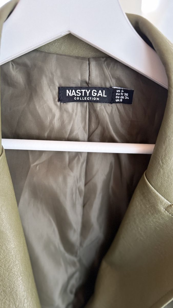Giacche: Nasty Gal Blazer - Olivgrün – Usato da Solothurn venduto da D.FloLu 2