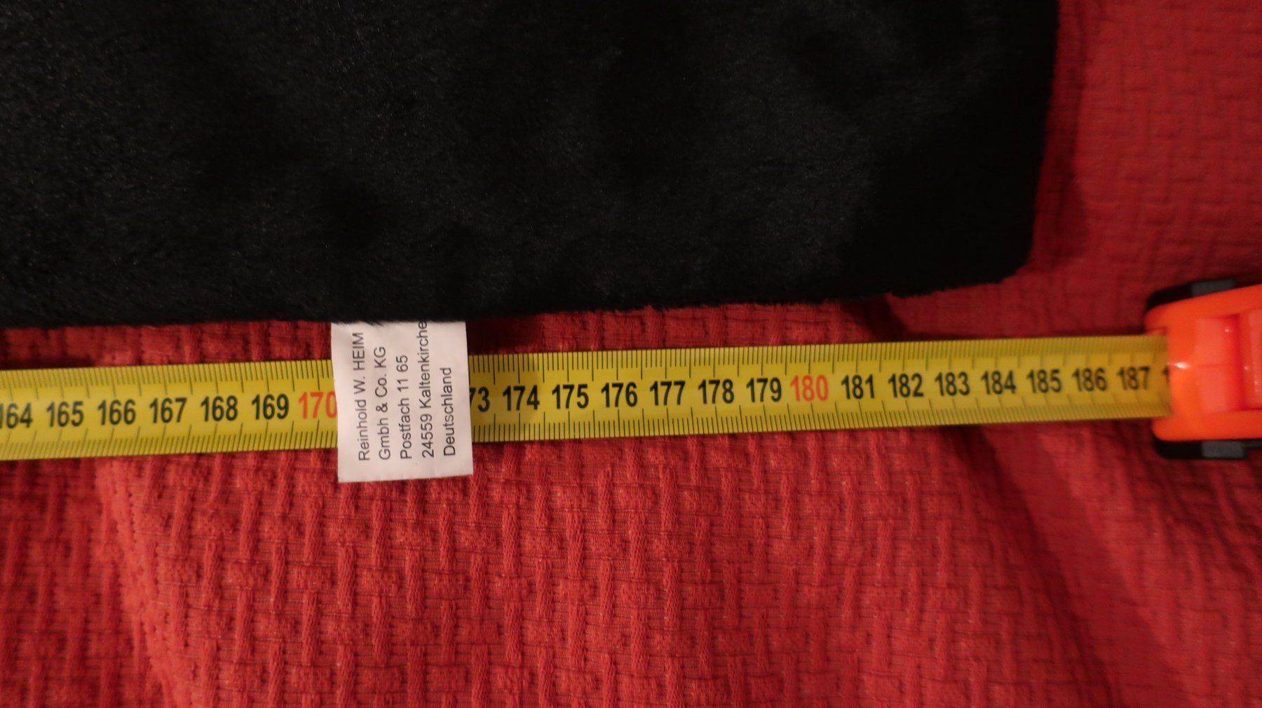 Decken: Decke schwarz mit Muster, 152x180, ungebrauchte – Neu (gemäss Beschreibung) aus Hombrechtikon von Baraban 3