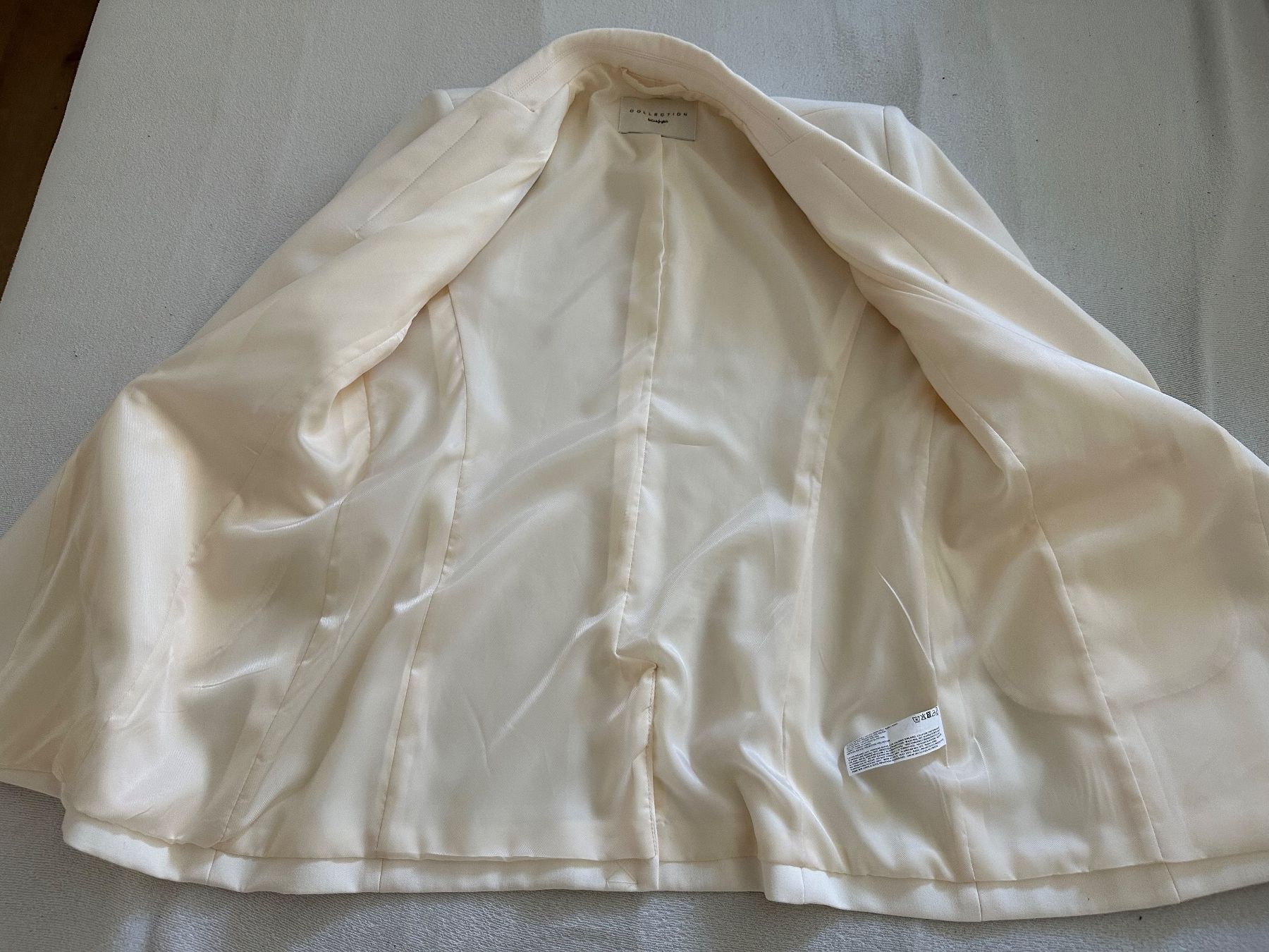 Giacche: Blazer Damen creme-weiss Gr.40 – Usato da Zürich venduto da cpadellina 5