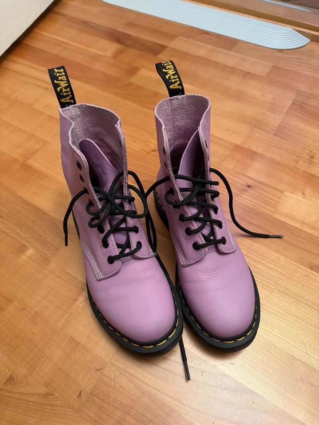 Dr. Martens Chaussures femmes: Dr Martens "1460 Pascal" Boot rosa – D'occasion à Winterthur par sas_b2w5