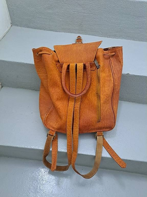 Borse da donna: Sac cuir – Usato da Lausanne venduto da mayla078 1