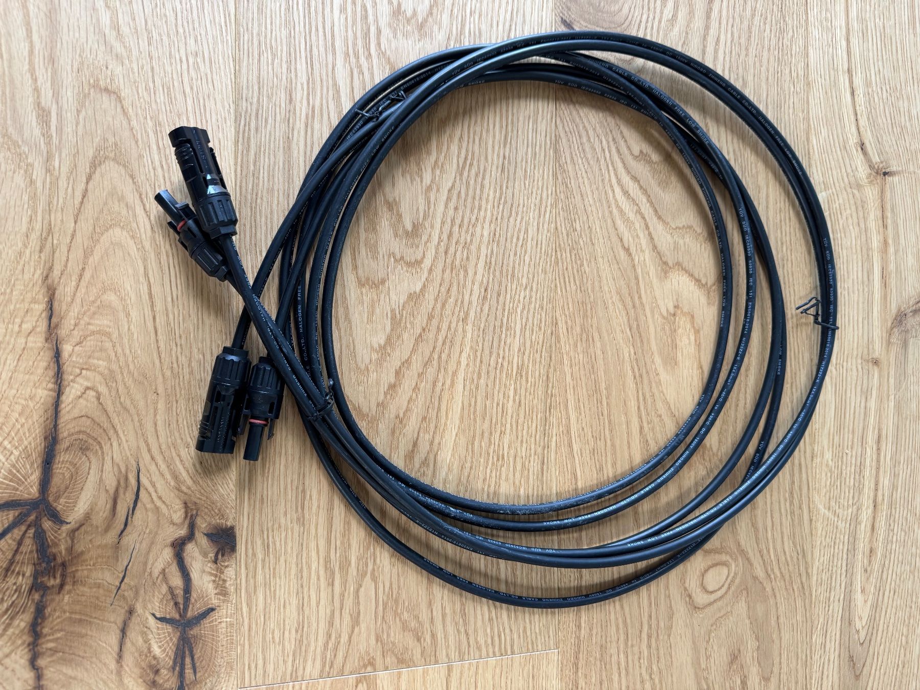 Cavi: EcoFlow 2x MC4 Solarkabel, 3m lang, 4.0 mm2 Querschnitt – Usato da Aefligen venduto da Jean.war