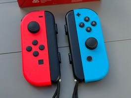 Paire de Joy-Con Nintendo Switch (bleu / rouge)