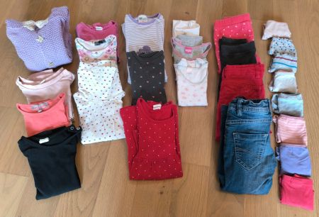 Mädchen Kleider Paket Winter / Frühling Gr. 92, (25 Teile)