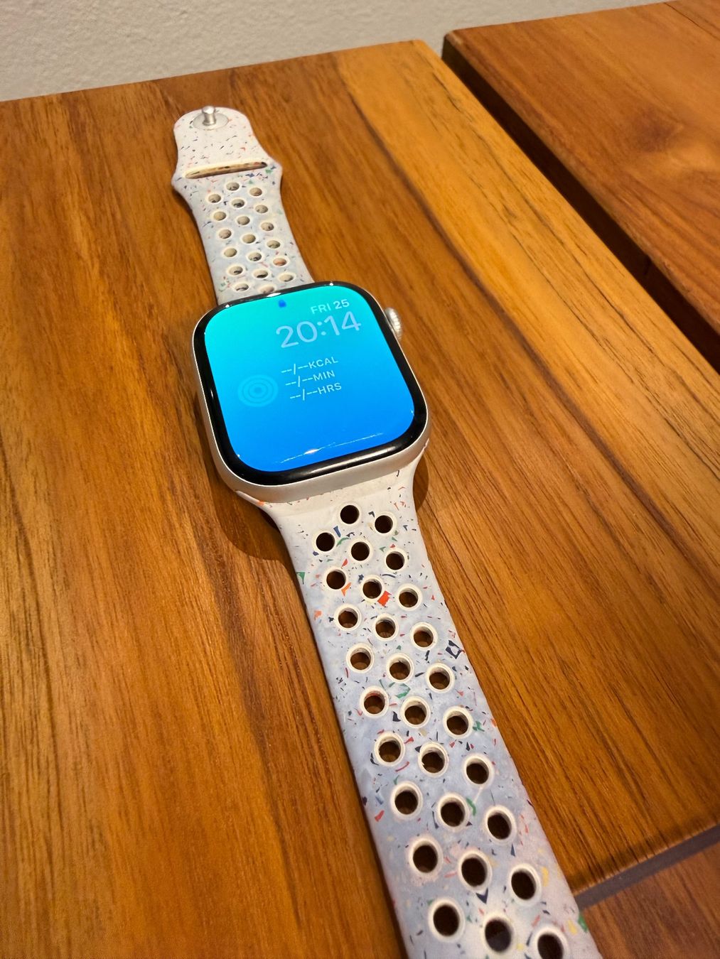 Apple Smartwatch: Apple Watch Series 10 Nike Edition Silver 46mm – Usato da St. Margrethen SG venduto da SmartShopper2255 2