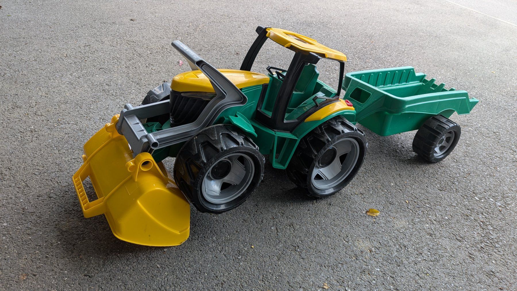 Giocattoli: Tracteur jouet avec remorque – Usato da Corminboeuf venduto da christelle16 1