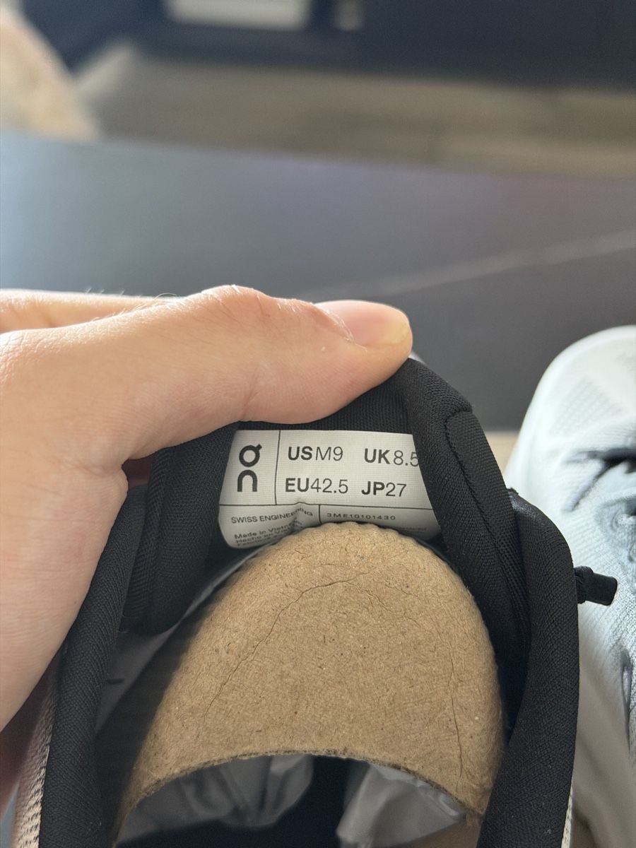 On Scarpe da uomo: On Running Cloudtilt Black Ivory taille 42.5 – Nuovo e nell'imballaggio originale da Yverdon-les-Bains venduto da ioustock 5