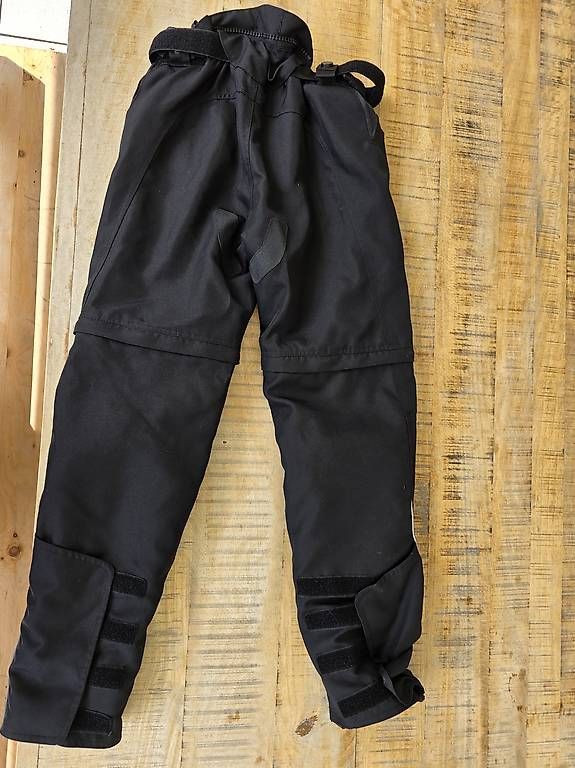 Lotti & Set di vestiti: Kinder Töffkleider motorradbekleidung – Usato da Rothenthurm venduto da rodigari 2