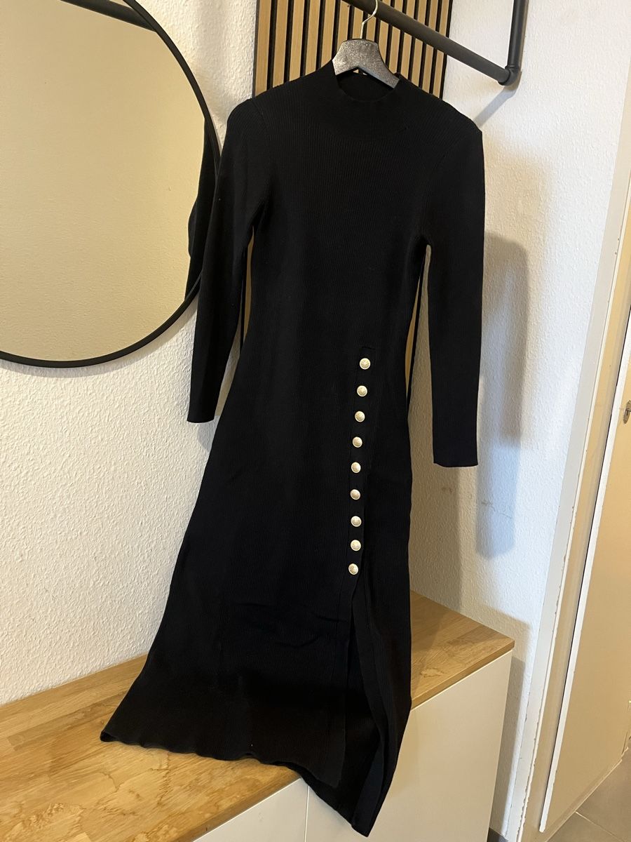 Sezane Robes: Sezane robe HARPER taille M – D'occasion à Lutry par tat_2zxq 1