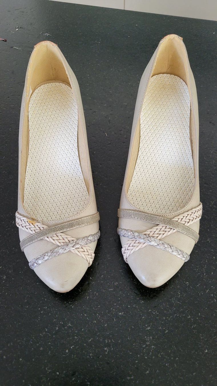 Damenschuhe: Schuhe Pumps – Gebraucht aus Trin Mulin von jerb