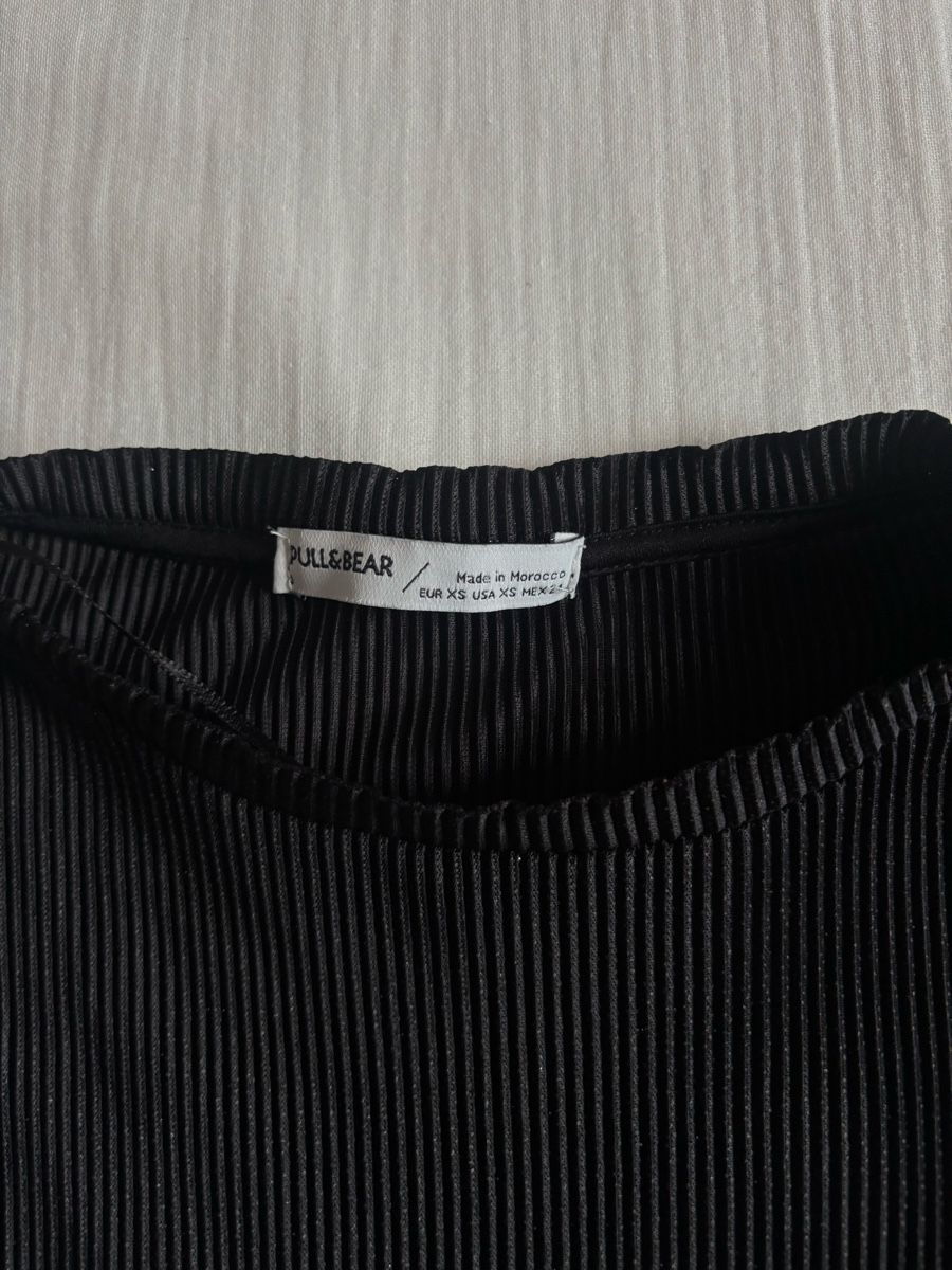 Pull&Bear Top: Pull&Bear Black Glittery Top - Size XS - Cute Summer Top! – Nuovo (secondo la descrizione) da Genève venduto da Bella_909 2