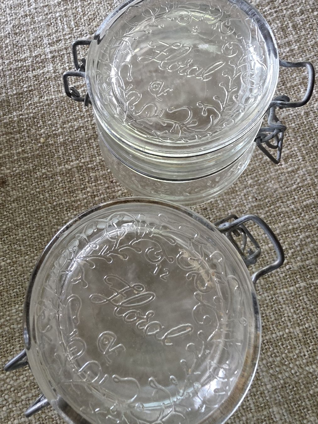 Contenitori & Simili: 2 Glass Jars with Hinged Lids – Nuovo (secondo la descrizione) da Hinwil venduto da Ehretstock8 1
